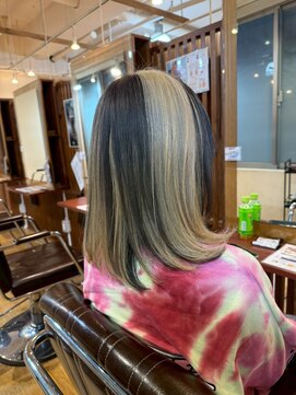 ブリッツ レボ(BLITZ-REVO) 着物ヘア/ダークアッシュ/ミディアムレイヤーカット/柏駅