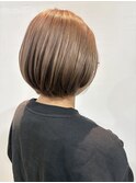 ミルクティーベージュ