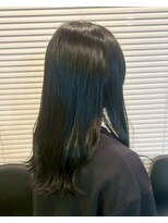 ホワイトストーン WHITE STONE&nbsp;暗髪でも重く見えない柔らかロングヘアダークアッシュ