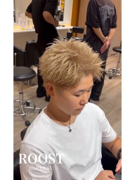 ルースト 原宿店(ROOST) 刈り上げセンターパート/波巻きツイストスパイラル/原宿/渋谷