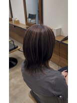 マキラ(MAKIRA) お白髪ぼかしのデザインカラー