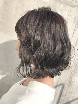 ジーナ(XENA) オーシャングレージュボブ