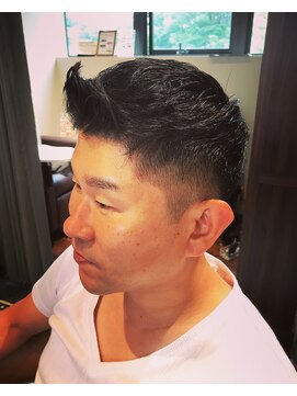 リバレッジ 広尾(Leverage) メンズバーバー風ベリーショート