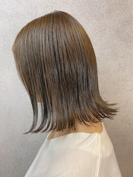 ヘアサロンM 新宿 一色だけじゃない!オリーヴグレージュ