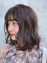 手触りも柔らかい髪の毛にも優しいデジタルパーマです。