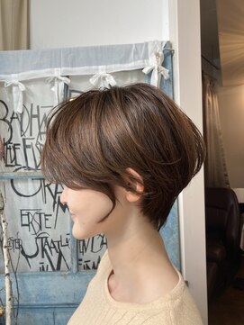 ロッティー(Rottie) 耳かけショート