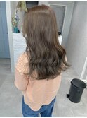 柔らかベージュ