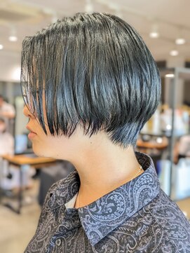 ケーオーエスビューティー(K O S beauty) ブルーブラックハンサムショート