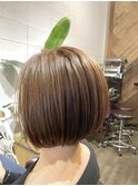 ショートボブ