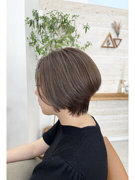 ティエル(TieLu) 都内大人気スタイル×コンパクトショート×外国人風