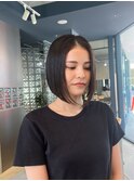 弱酸性縮毛矯正でナチュラルストレート前下がりボブ
