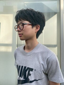 アース 高円寺店(HAIR & MAKE EARTH) 刈り上げないショートスタイル!{@02st96}