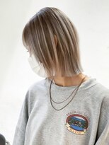 シオン(shion)&nbsp;美髪ホワイトグレージュボブショート_ba362822