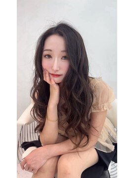 ロンドルピナス 小倉(Lond Lupinus) ミディアムヘア暗めカラー/デザインカラー/フェイスフレーミング