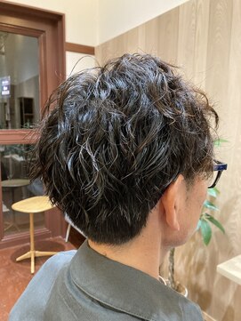 ル ロワイヤル(Rue ROYALE) ツイストスパイラルパーマ