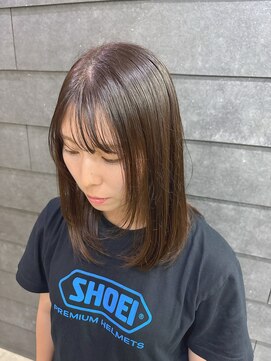 レイヤーカットxアッシュブラウン