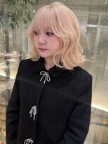 ローエ バイ デコ(Rohe by DECO)&nbsp;ホワイトブロンド/ぱっつん前髪/ブリーチ2回～