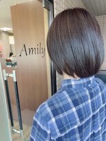 アミリー 成田飯田町店(Amily)&nbsp;ショートボブ丸みショート小顔髪質改善艶感耳かけショート大人