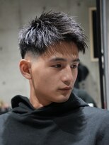 メッツ 原宿(METS)&nbsp;MEN'S/黒髪アップバング×フェード/短髪/ビジネスヘア