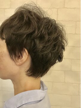 ヒッピーヘアー(Hippie Hair) アマランスアッシュ+ブリーチなしのインナーカラー