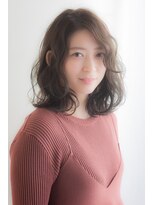 外国人風パーマ  20代30代40代 くびれ