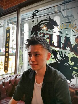 バレス 田町(BALES) [スキンフェード/ツイストスパイラル/田町]