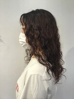 カミリー(Kamily)&nbsp;スパイラルパーマ　結んでもかわいい