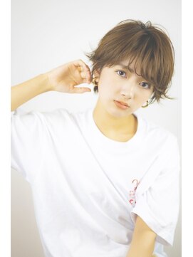 フィーカ(fiica) エアリーショート