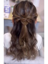 プーペ(pupe)&nbsp;王道ハーフアップ