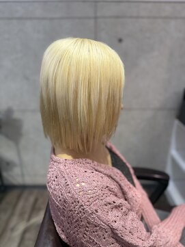 ルフレ 新宿歌舞伎町店(Reflet) ブリーチリタッチカラー/プルエクステ/ボブスタイル