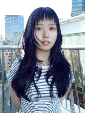 スタニング 渋谷(STUNNING.) ギザギザ前髪とシャープに見せる顔まわりハッシュレイヤー