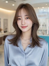 クレビア(CreBiA) くびれレイヤーカット/透明感カラー/ハッシュカット