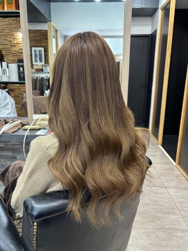 ラピス 横浜(Lapis) ミルクティーベージュシールエクブリーチカラーレイヤーカット