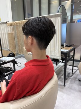 ユニックス ララポート豊洲店(UNIX Salon&Spa) 刈り上げセンターパート