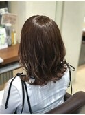 大人かわいいチェリーレッド×ミディアムレイヤー