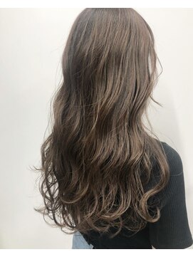 シエスタ バイ アンブルリュクス(siesta by amble luxe) 大人ナチュラルグレージュ