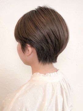 ウィロー(WILLOW) 【WILLLOW京橋】黒髪卒業のショートボブ(井下貴史)