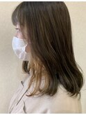 小顔大人可愛い外ハネシルキーベージュ小顔ミディ20代30代40代