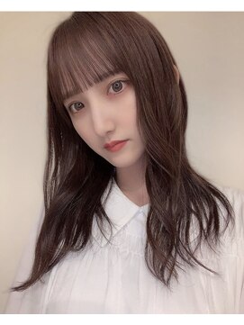 アフィーロ(ACHFILO) 長友彩海ちゃん髪型　大人可愛い韓国風シースルーバングヘア