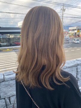 グランデュール 静岡インター通り店(GRANDEUR) 透明感ベージュ