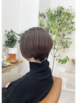 ティエル(TieLu) くびれショート×シークレットハイライト×ピンクグレージュ