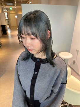 アム(amu) ブルージュカラー/ブルーシルバー/ケアブリーチ/くびれミディ