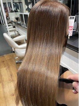 クロワリヤン(Croix Lien)の写真/似合うヘアスタイルを丁寧に提案するCroix Lien。個室でのリラックスした時間をお楽しみください♪