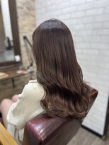 ハサミバイアトリエナガノ 千葉(8sami by atelier nagano) ショートボブ/センターパート/ツヤ髪/グラデーション/イヤリング