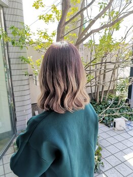 クセやうねり、髪のお悩みを解決してくれる☆再現性の高いカットで、サロン帰りのようなスタイルが長持ち♪