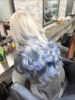 オズ 梅田店(OZ)&nbsp;ホワイト×インナースカイブルー/スーパー人毛エクステ80枚