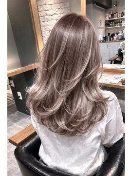 イチパーセント 横浜(1%) 着物ヘア/ダークアッシュ/ミディアムレイヤーカット/横浜