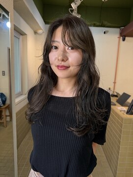 ハル ヘアスタジオ(haRu hair studio) ミディアムレイヤー×オリーブベージュ