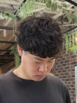 バーシャミ 博多(Baciami)&nbsp;シャドウパーマで作る、無造作で色気のあるメンズヘア