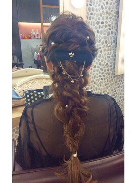 ブロッサム ヘアデザイン(blossom) 編みおろし